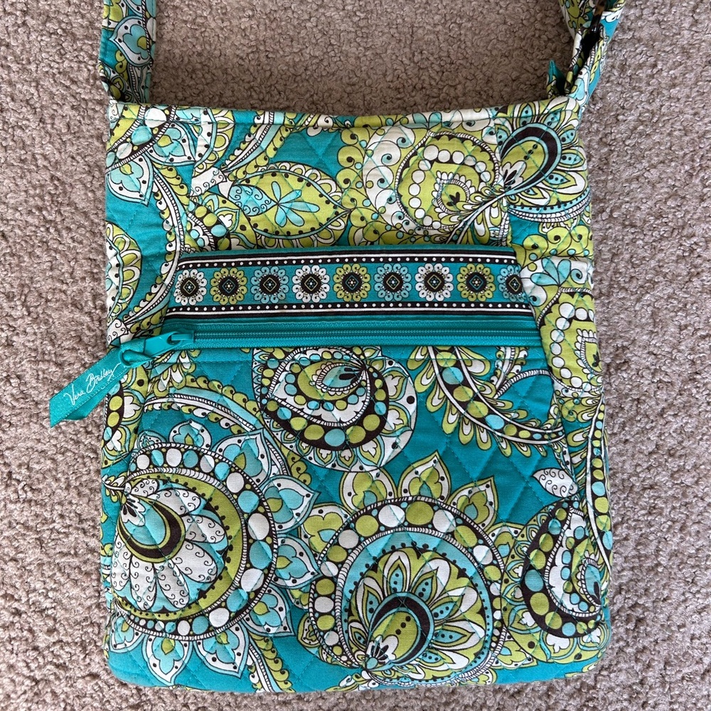 Vera Bradley Crossover Bag!